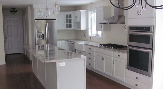 Photo of 8 Harbortrace, Townsend, MA 01469