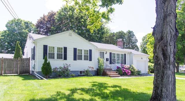 Photo of 22 Bradford Rd, South Hamilton, MA 01982