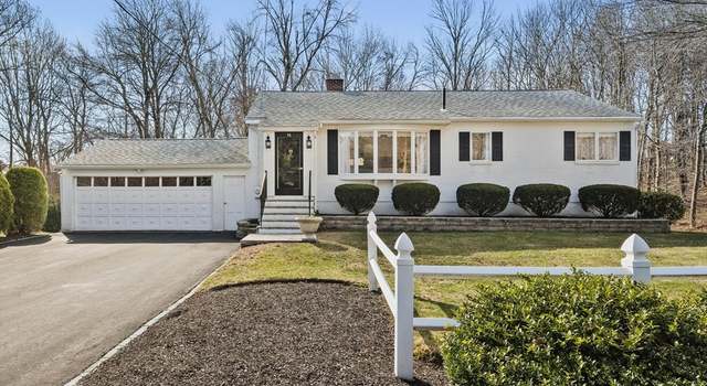 Photo of 18 Knollwood Rd, Reading, MA 01867
