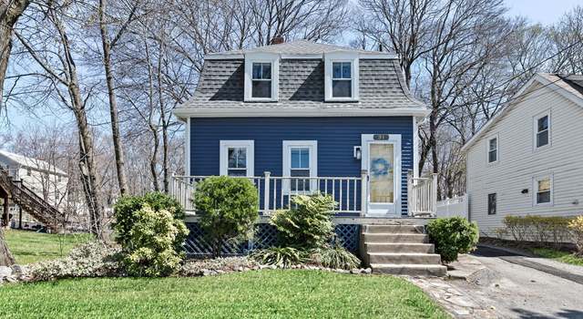 Photo of 31 Sherwood St, Dedham, MA 02026