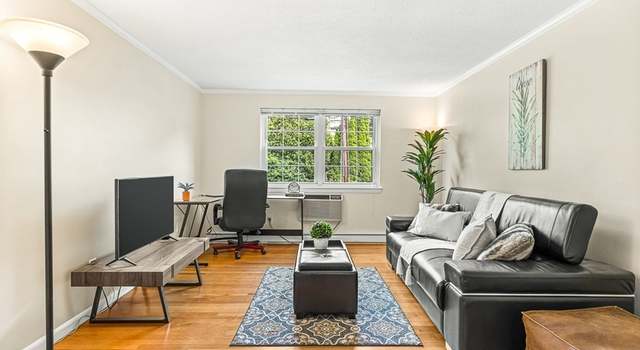 Photo of 10 Colonial Village Dr #6, Arlington, MA 02474