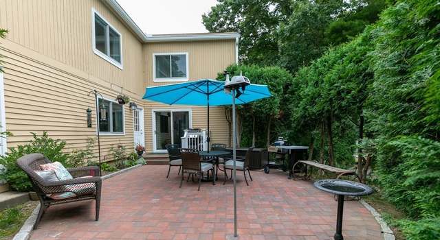 Photo of 5 Crowns Way #5, Uxbridge, MA 01569