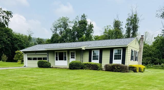 Photo of 31 Deane Rd, Bernardston, MA 01337