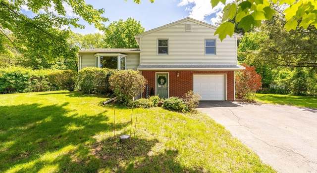 Photo of 85 South St, Granby, MA 01033
