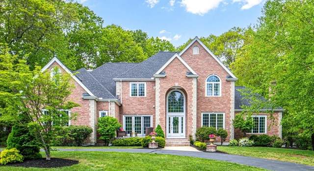Property at 38 Lenox Dr, Franklin, MA 02038, 5 beds, 3.5 baths
