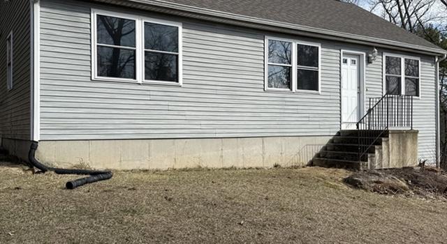 Photo of 335 Mashapaug Rd, Holland, MA 01521