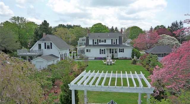 Photo of 876 Main St, Hanson, MA 02341