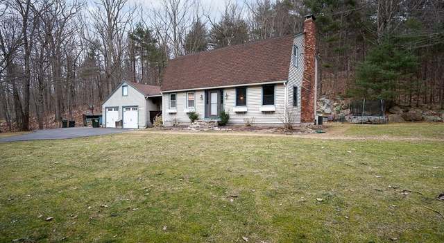 Photo of 361 Putnam Hill Rd, Sutton, MA 01590