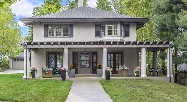 Photo of 11 Marlboro St, Newton, MA 02458