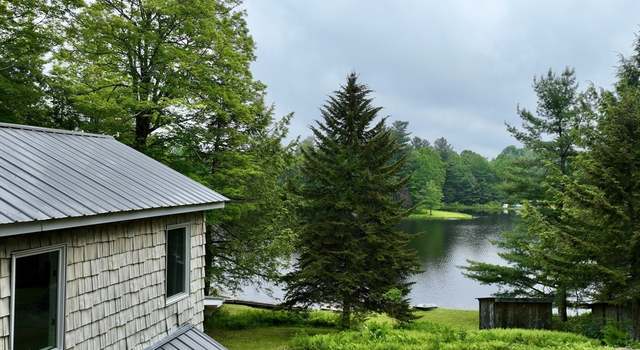 Photo of 40 Papoose Lake Dr, Heath, MA 01346