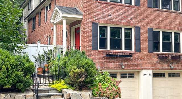 Photo of 299 Walnut St #1, Brookline, MA 02445
