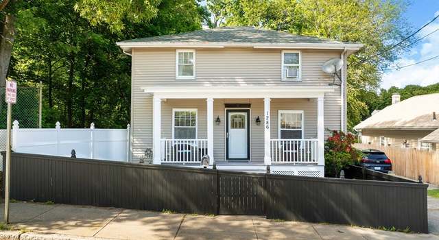 Photo of 1286 Locust St, Fall River, MA 02723