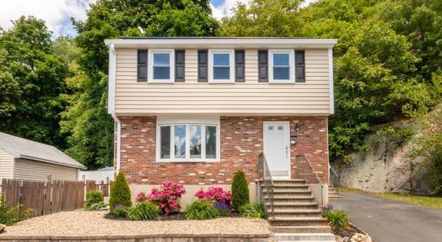 Photo of 56 Cliff St, Malden, MA 02148