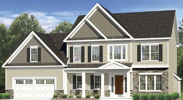 Photo of 611 Page St, Stoughton, MA 02072