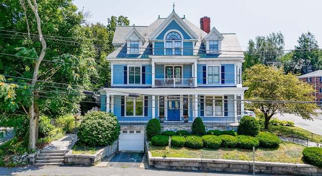 Photo of 390 Pawtucket St #1, Lowell, MA 01854