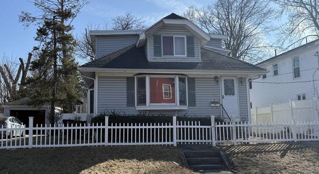 Photo of 8 Quirk Ave, Holyoke, MA 01040