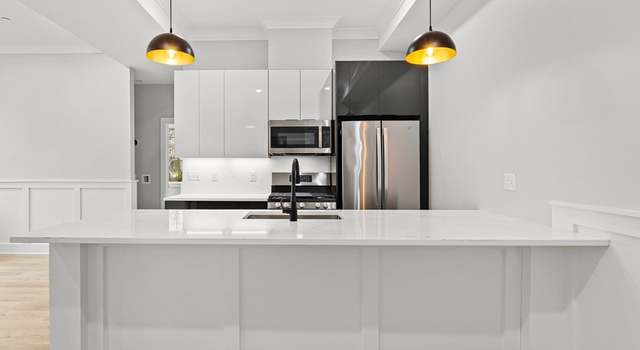 Photo of 115-D Thurston St Unit D, Somerville, MA 02143