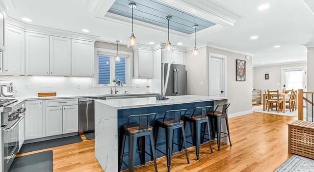 Photo of 128 Russell St Unit 2- REAR, Waltham, MA 02453