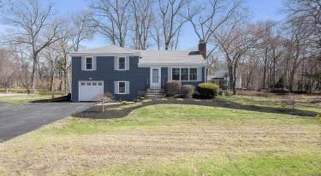 Photo of 210 Olney St, Seekonk, MA 02771