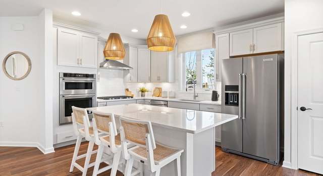 Photo of 5 Mason Way #68, Woburn, MA 01801