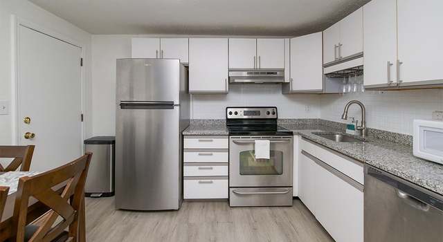 Photo of 700 Robbins Ave #18, Dracut, MA 01826