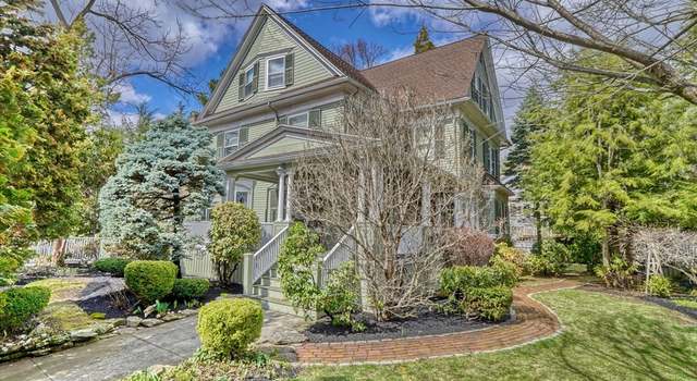 Photo of 69 Richardson Rd, Melrose, MA 02176