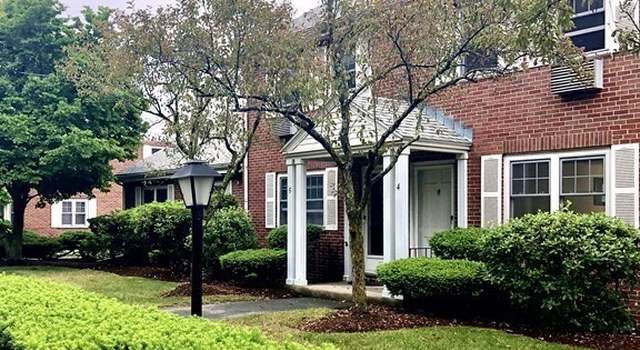Photo of 4 Emerson Gardens Rd #4, Lexington, MA 02420