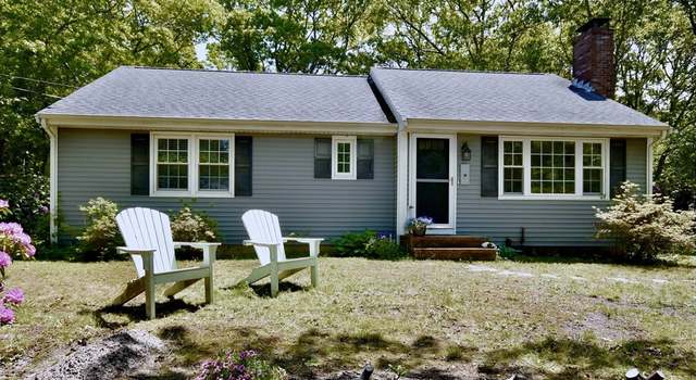 Photo of 4 Spinnaker Ln, Bourne, MA 02559