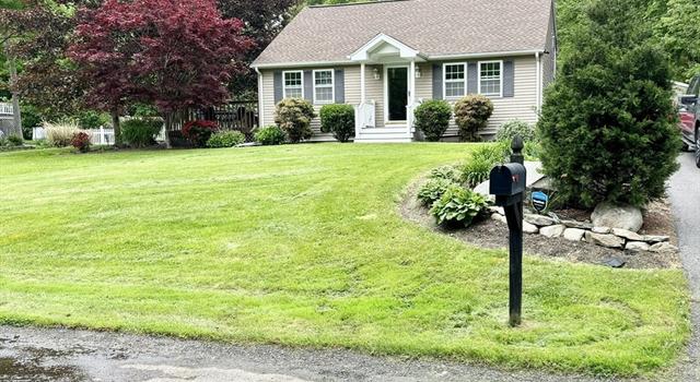 Photo of 112 Chris Dr, Taunton, MA 02780