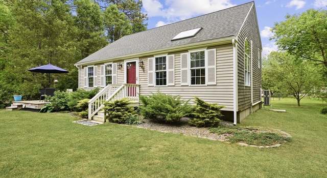 Photo of 1 Fellowship Cir, Wareham, MA 02576
