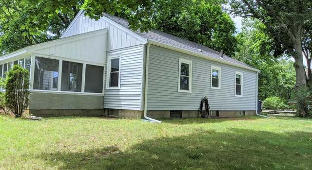 Photo of 10 Lakeview Park Ln, Bridgewater, MA 02345