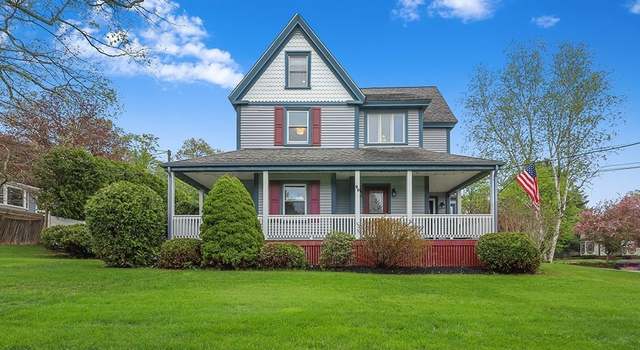 Photo of 20 Maple Ave, Upton, MA 01568