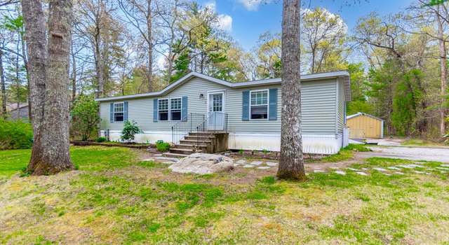 Photo of 248 Mattapoisett Rd, Acushnet, MA 02743