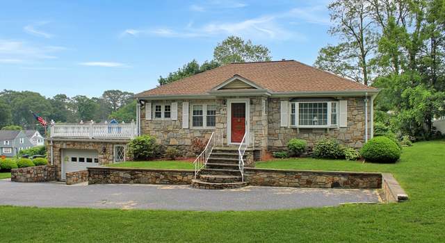 Photo of 37 Oxford St N, Auburn, MA 01501