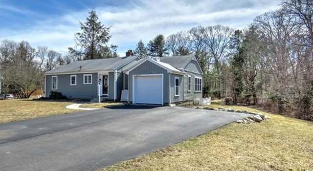 Photo of 626 Temple St, Whitman, MA 02382