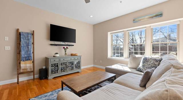 Photo of 195 Collincote St #106, Stoneham, MA 02180