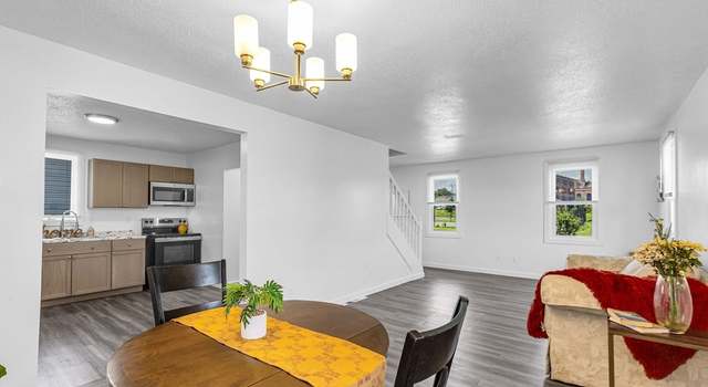 Photo of 27 Hickory St, Springfield, MA 01105