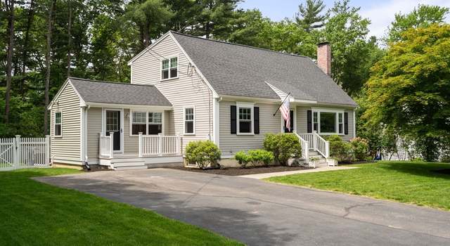 Photo of 76 Alton St, Walpole, MA 02081