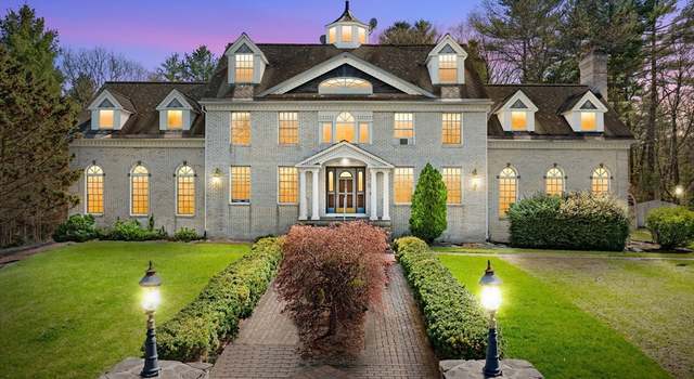 Photo of 175 Pleasant St, Upton, MA 01568