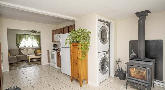 Photo of 343 Monponsett St, Halifax, MA 02338