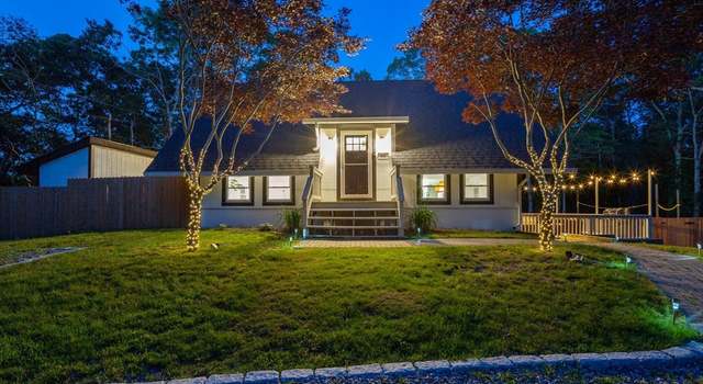 Photo of 61 Hilltop Dr, Barnstable, MA 02648