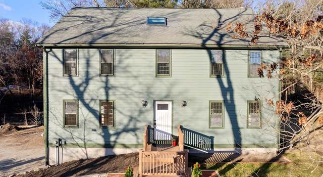 Photo of 85 Desert Brook Rd, Wrentham, MA 02093