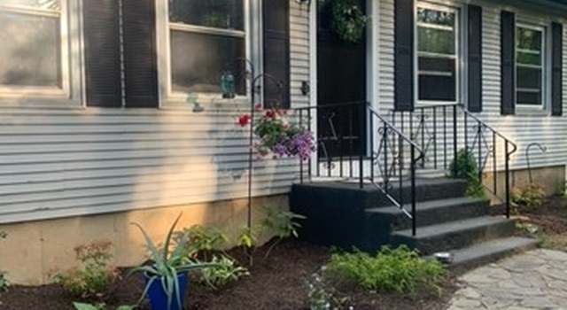 Photo of 212 Arnold Rd, Sturbridge, MA 01518