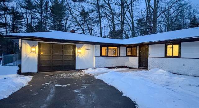 Photo of 68 Old Stage Rd, Chelmsford, MA 01824