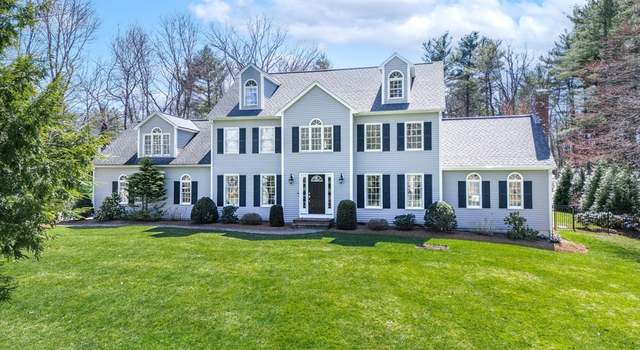 Photo of 9 Windsor Dr, Foxboro, MA 02035