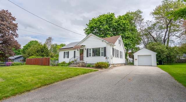 Photo of 7 Prospect Ave, Dudley, MA 01571