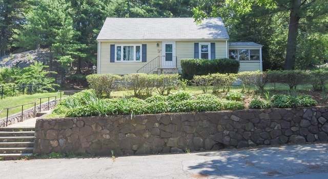 Photo of 13 Great Woods Rd, Saugus, MA 01906