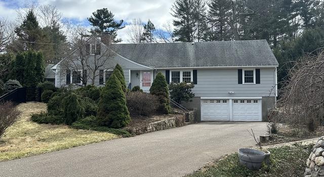Photo of 2 Forest St, Dover, MA 02030