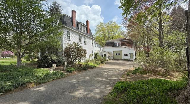 Photo of 96 Hollis St, Groton, MA 01450