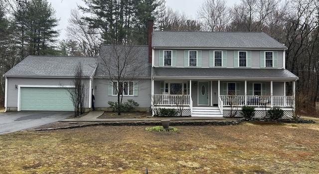 Photo of 110 Harvey St, Norton, MA 02766
